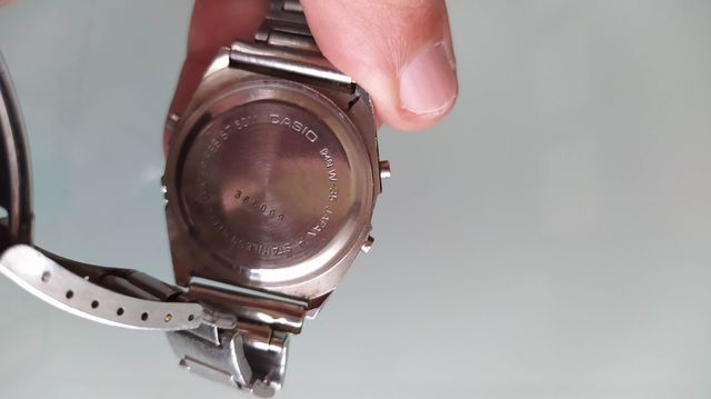 Orologio digitale Casio Marlin in acciaio