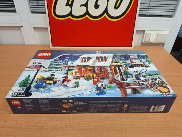 PANETTERIA DEL VILLAGGIO INVERNALE LEGO 10216 (2010)