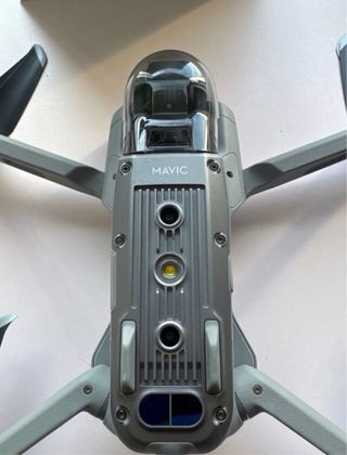 Dron DJI Mavic Air 2