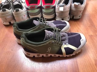 Lote 3 pares zapatillas On Running