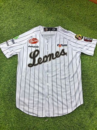 Camiseta Leones de Caracas
