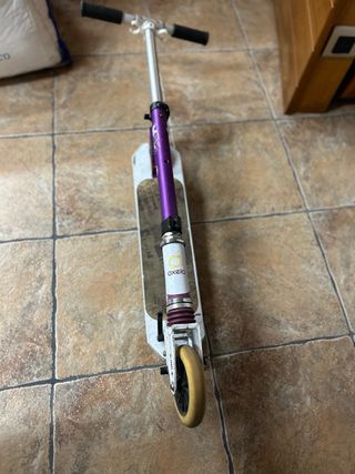 Patinete Oxelo morado