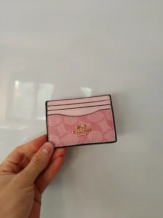 Tarjetero Coach Rosa y Dorado