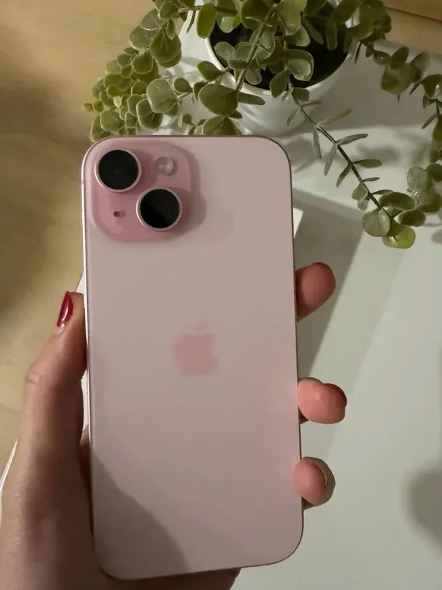 Iphone 15 rosa 128GB come nuovo!!