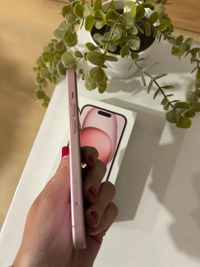 Iphone 15 rosa 128GB come nuovo!!