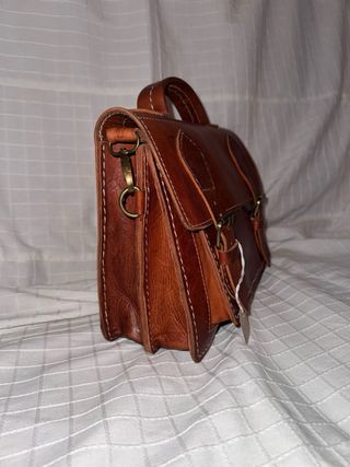 Bolso de cuero marrón