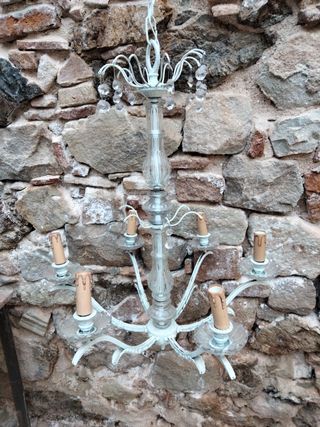 Lámpara de bronce y cristal pintada en blanco