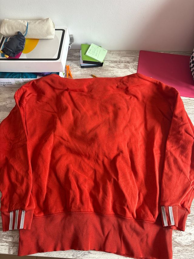 Sudadera Adidas Roja con Logo