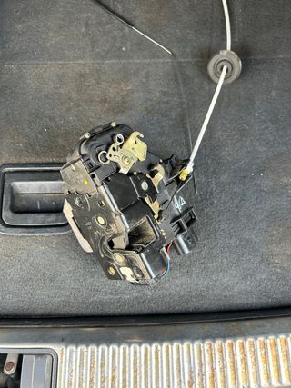 Cerradura Audi A4 2001