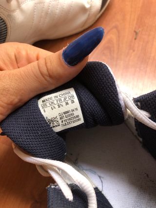 Zapatillas Adidas Blancas y Azules