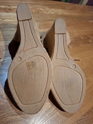 Alpargatas T.37 crema encaje