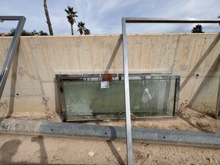 Cristaleras y puertas acero inoxidable