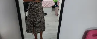 Falda leopardo shein
