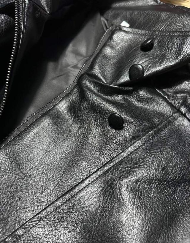 Giacca in ecopelle nera