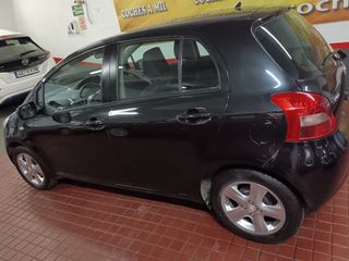 Toyota Yaris 1.3 VVT-i Sol