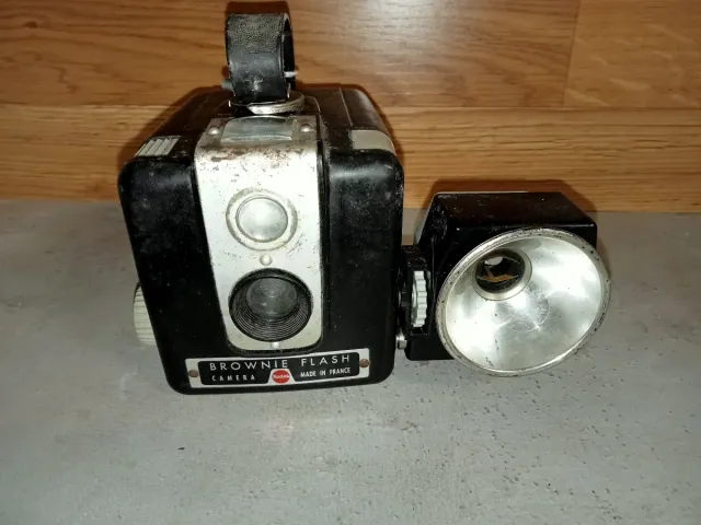 Cámara Kodak Brownie Flash