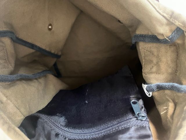 Bolso bandolera estilo militar