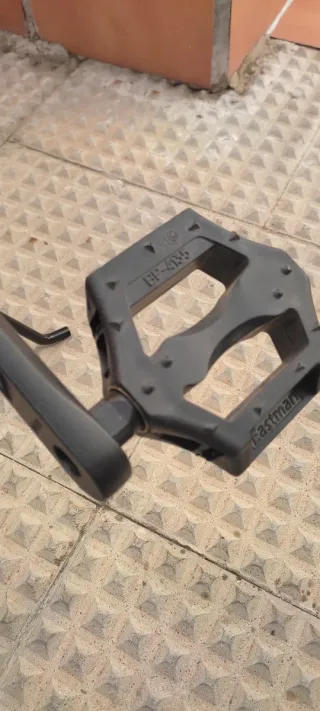 Bicicleta Wenti 24 pulgadas en muy buen estado.