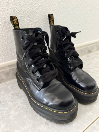 Botas Dr. Martens Negras Plataforma