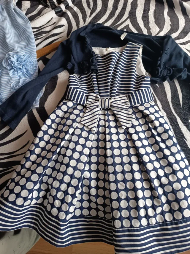 Vestido y chaqueta niña azul marino