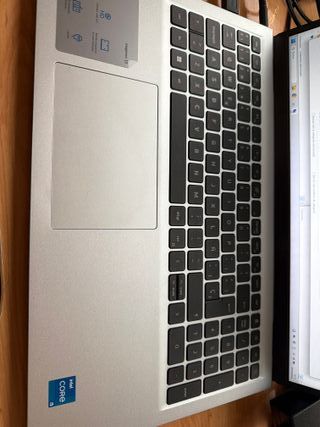 Portátil Dell Inspiron 15 3520 i5 12th Gen