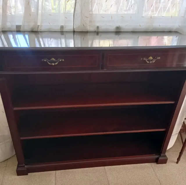 Mueble auxiliar de madera