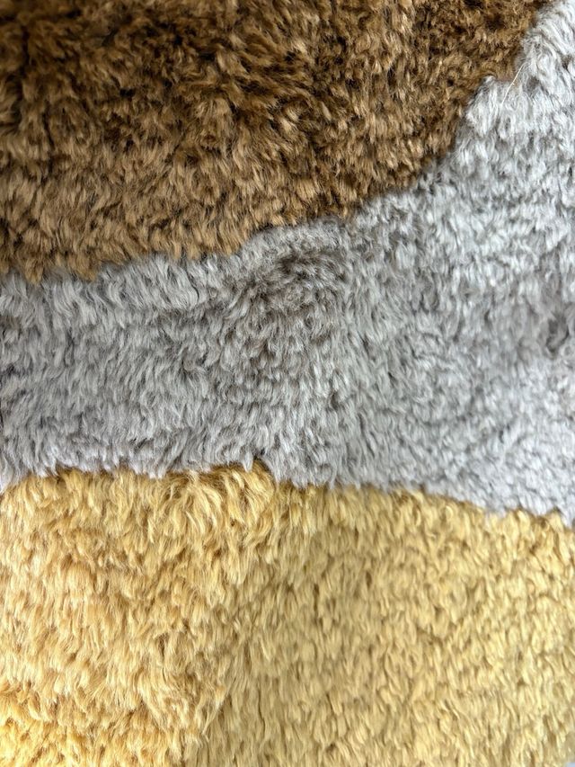 Abrigo Bershka patchwork marrón y amarillo