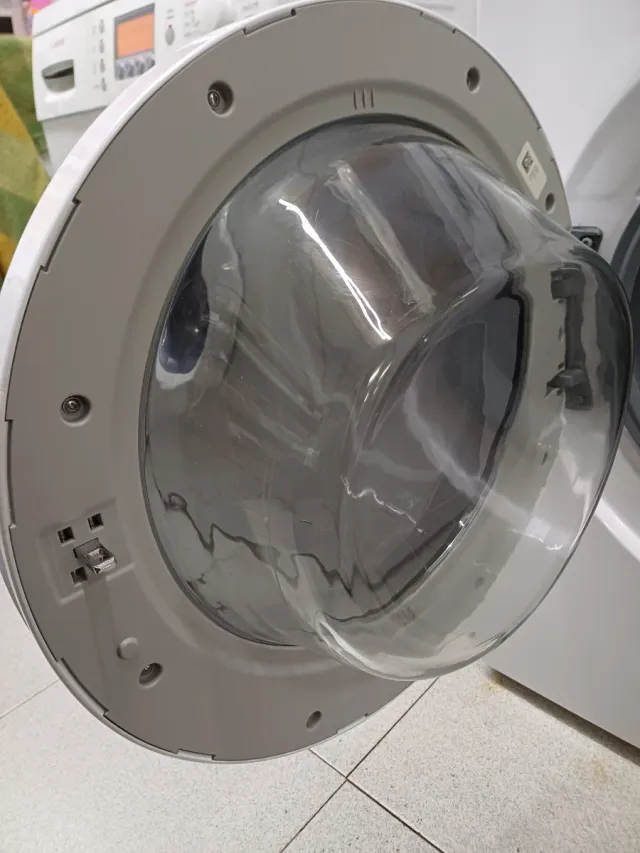 LAVADORA LG INVERTER 8KG SEMINUEVA