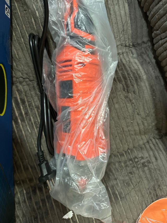 Pulidora Eléctrica Naranja. totalmente nueva en ca