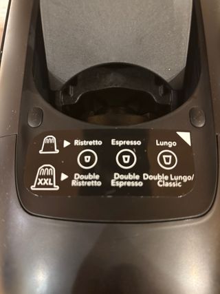 Cafetera Negra con Depósito