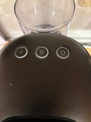 Cafetera Negra con Depósito