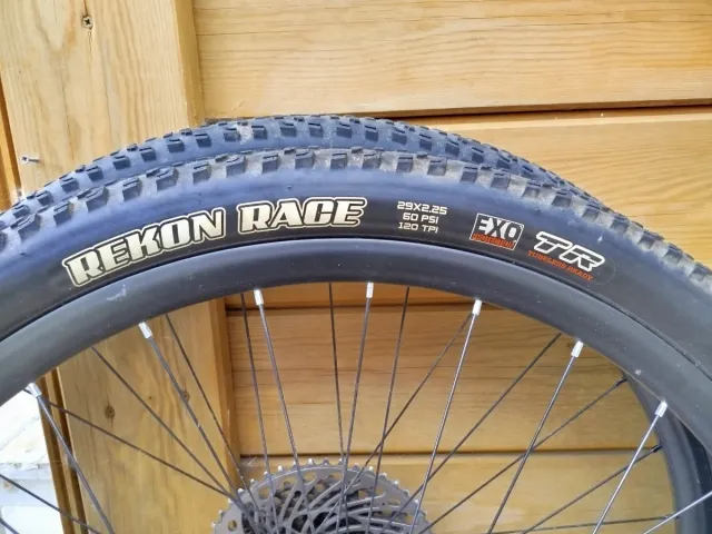 2 Cubiertas Maxxis Recon Race 29x2.25