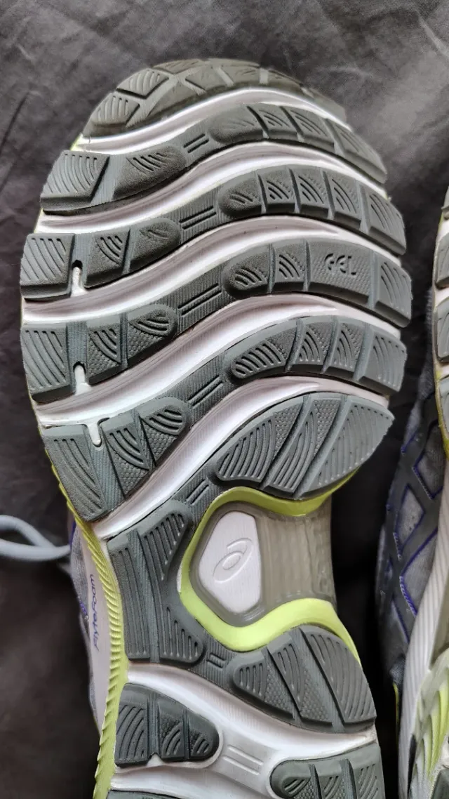 Zapatillas mujer running Asics Gel-Nimbus talla 40