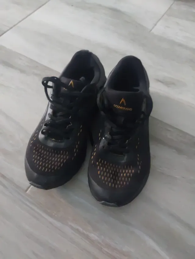 Zapatillas deportivas negras