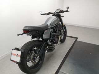 DUCATI SCRAMBLER NIGHT SHIFT 2022 7096 kms.