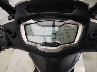 PIAGGIO BEVERLY 400 HPE 2022 15569 kms.