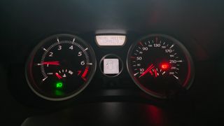 RENAULT Mégane COUPECABR. CONFORT DYNAMIQUE 1.6