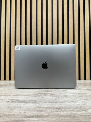 MacBook Pro 13" 2020 M1 8gb 512gb SSD