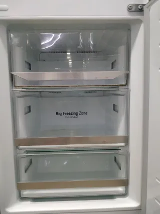 Nevera LG Acero Inoxidable 2.00x60cm