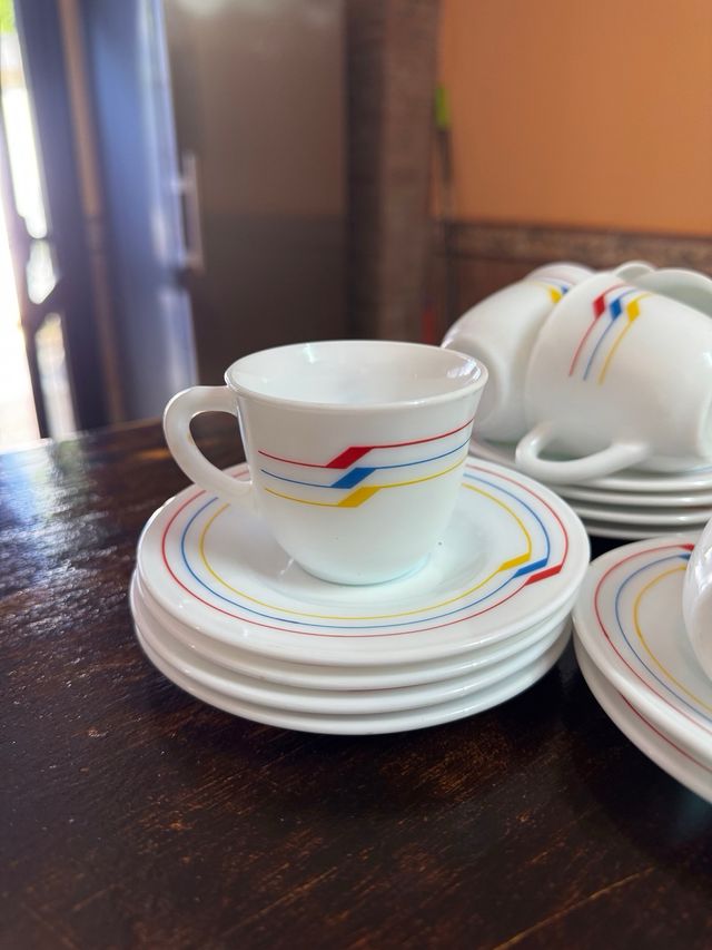 Juego de 10 tazas de porcelana