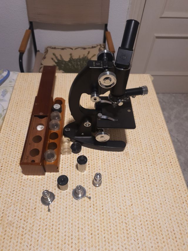 Microscopio metalográfico Cooke Troughton & Simms