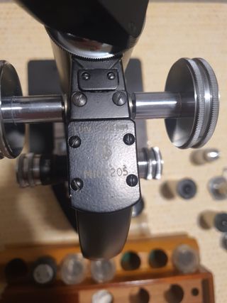 Microscopio metalográfico Cooke Troughton & Simms