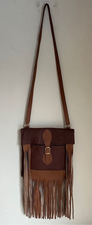 Bolso nuevo de piel marrón con flecos