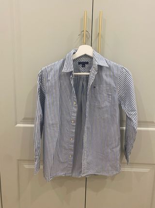 Camisa Tommy Hilfiger Rayas Azul y Blanca niño M