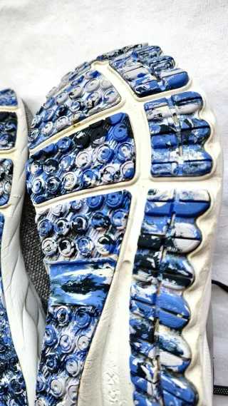 Zapatillas Mizuno Mujer Running Gris/Blanco