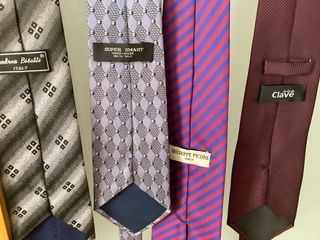 Lotes de Corbatas Andrea Bisetti, Clave, Giuseppe 