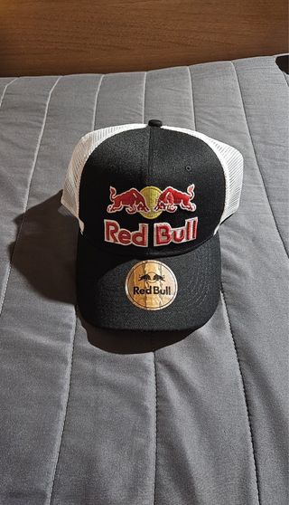 Gorra Red Bull Negra y Blanca