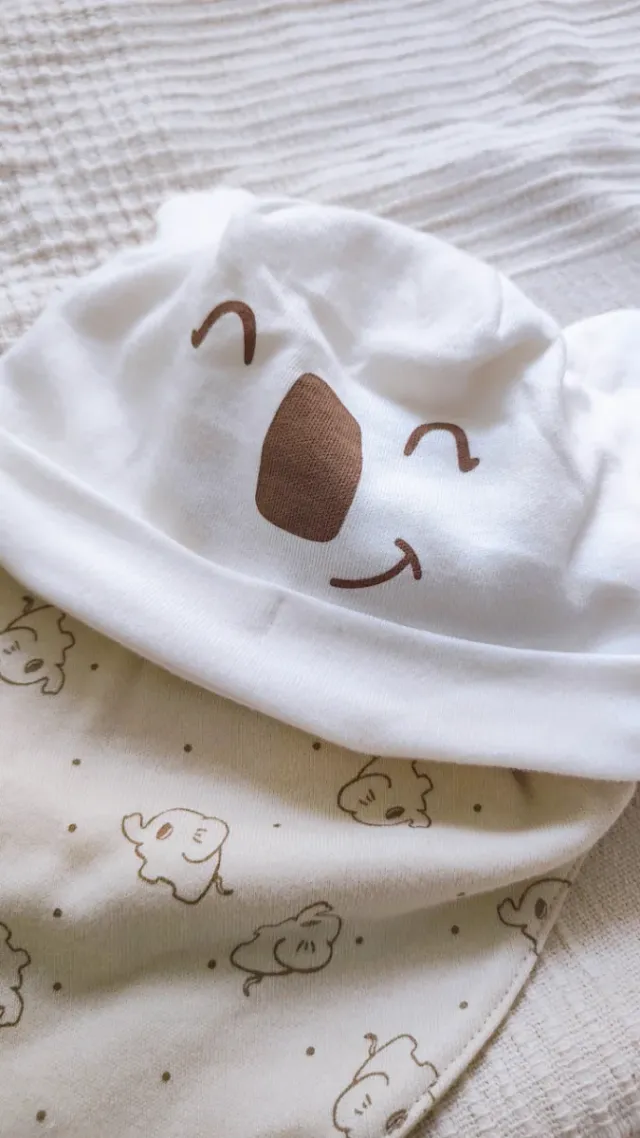 Gorro y babero
NUEVO