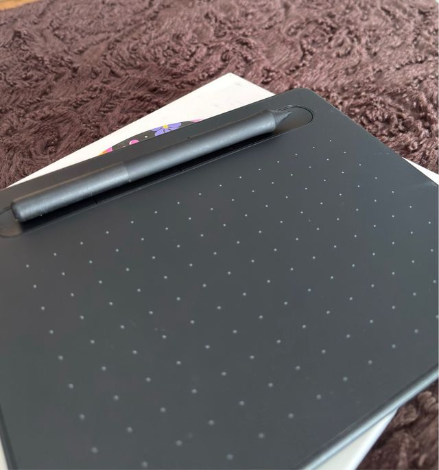 Tableta Gráfica Wacom Intuos Pequeña
