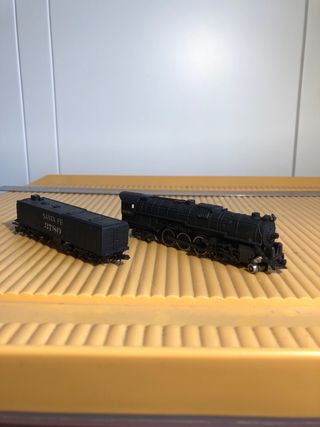 Locomotora N Bachmann con vagón